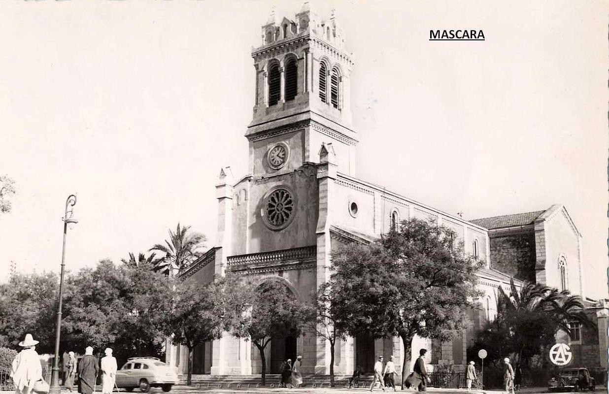 Mascara 001- Collection Montaner.JPG